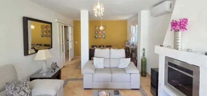 Продажа  отдельно стоящей виллы в Manilva 2