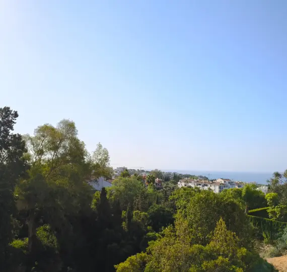 Жилой участок R5135914