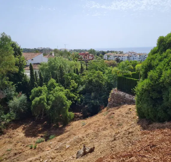 Жилой участок R5135914