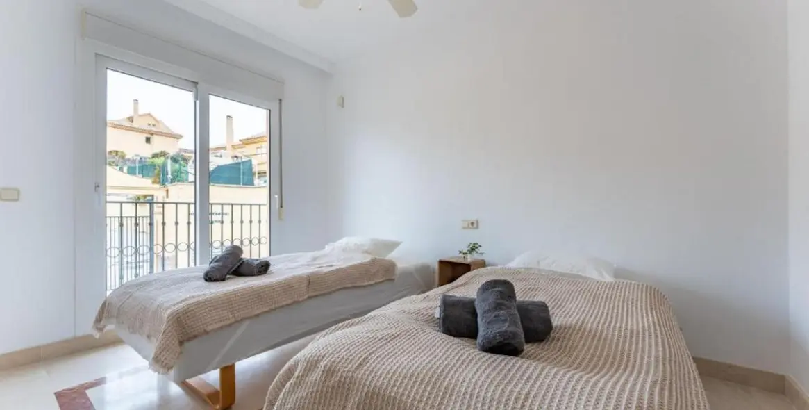 Продажа дома на две семьи в Riviera del Sol 7