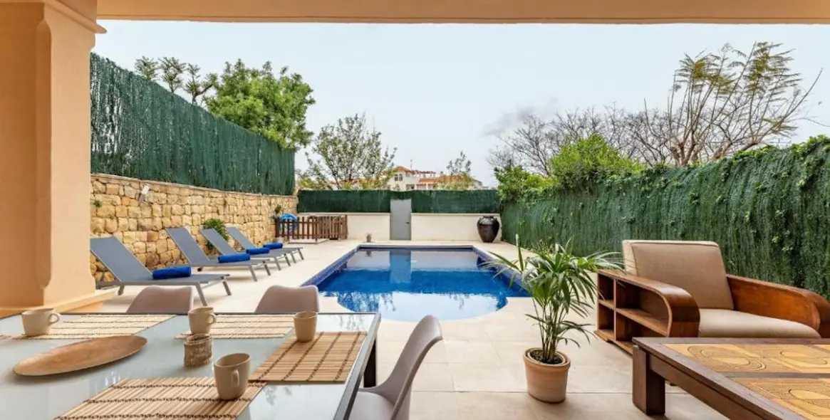 Продажа дома на две семьи в Riviera del Sol 10