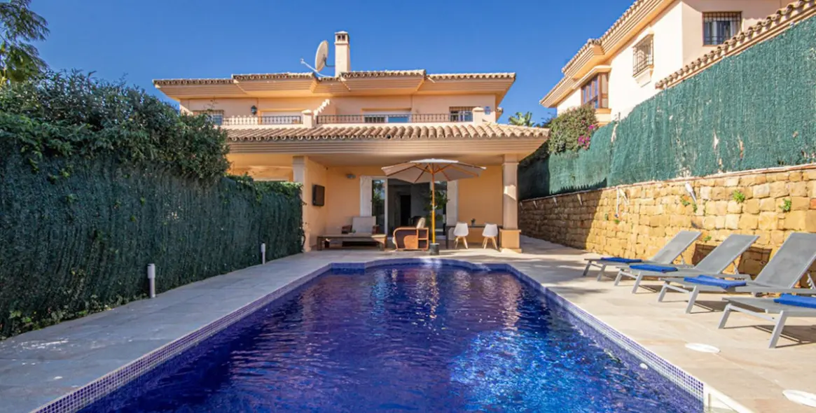 Продажа дома на две семьи в Riviera del Sol 16