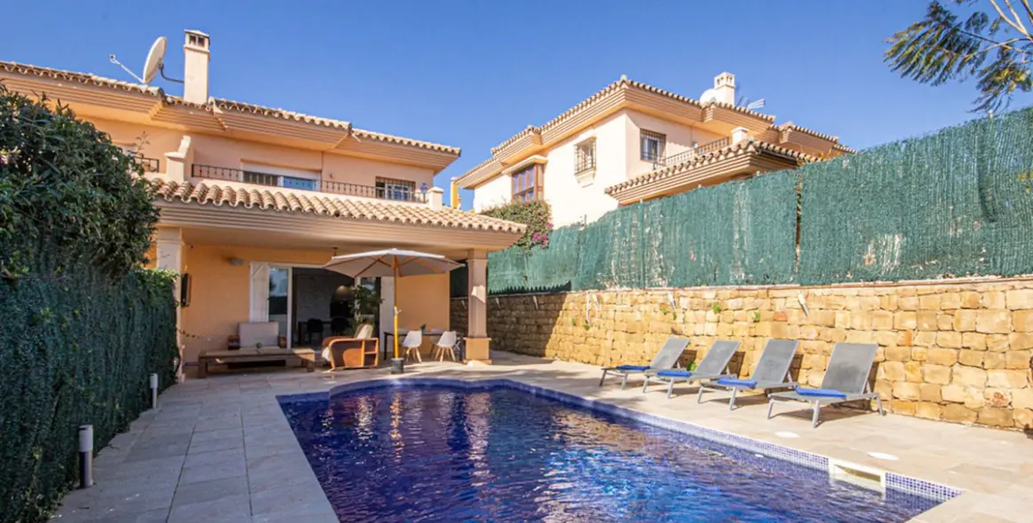 Продажа дома на две семьи в Riviera del Sol 17