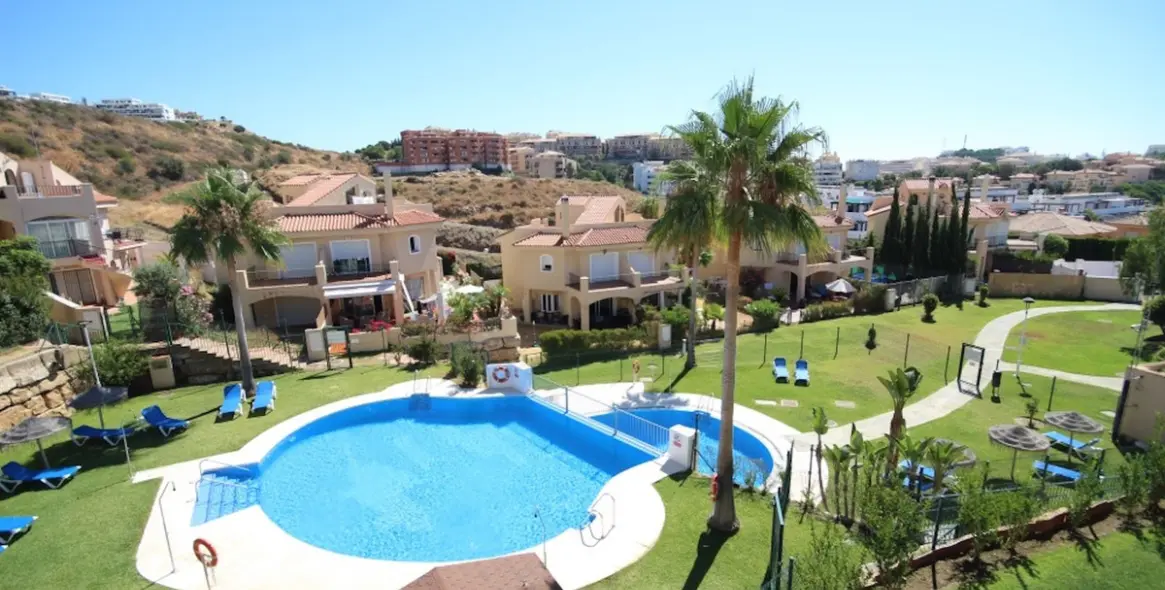 Продажа дома на две семьи в Riviera del Sol 24