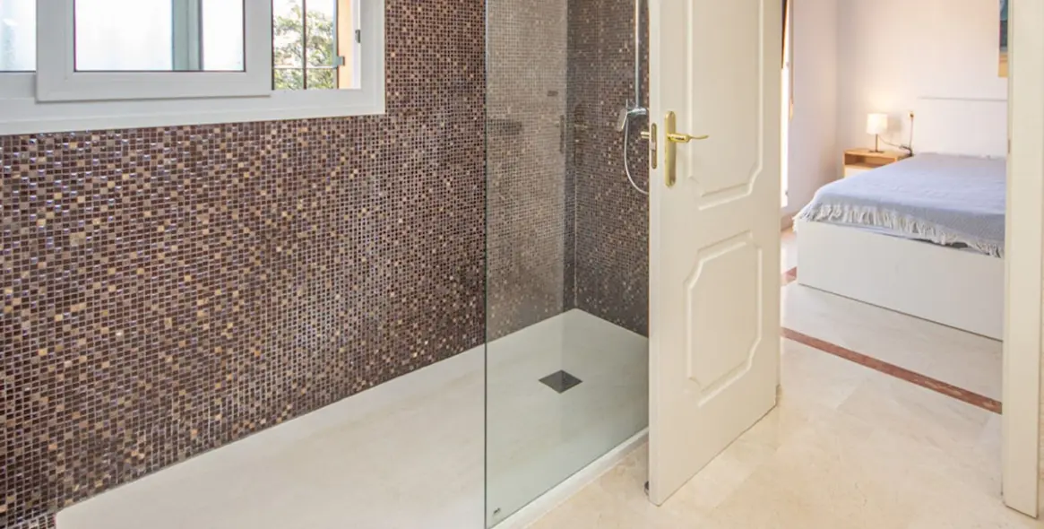 Продажа дома на две семьи в Riviera del Sol 38