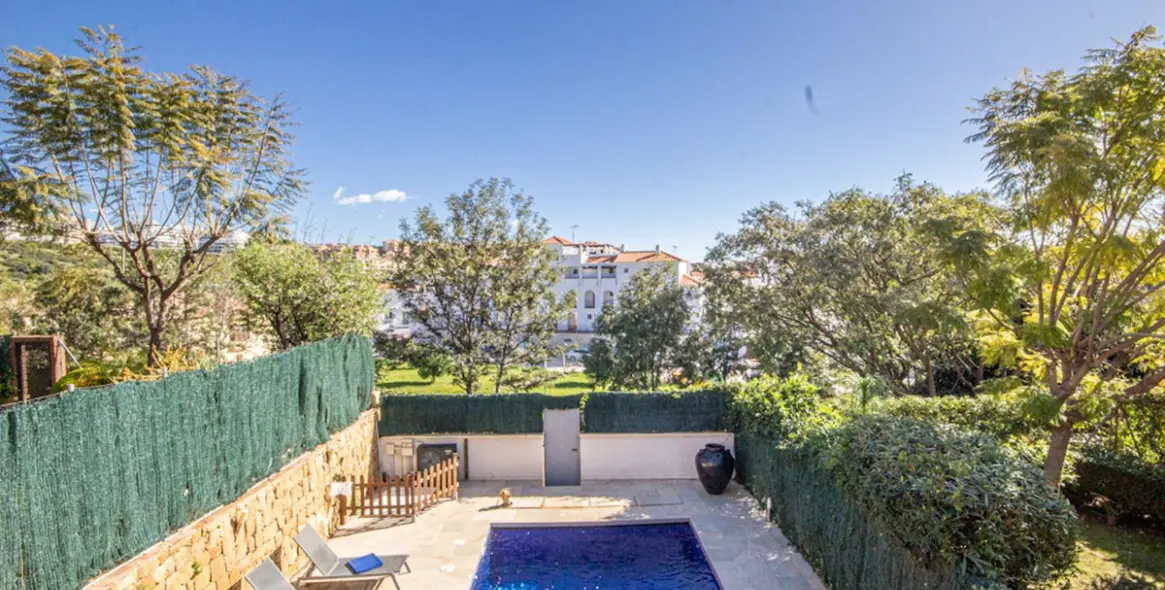 Продажа дома на две семьи в Riviera del Sol 40