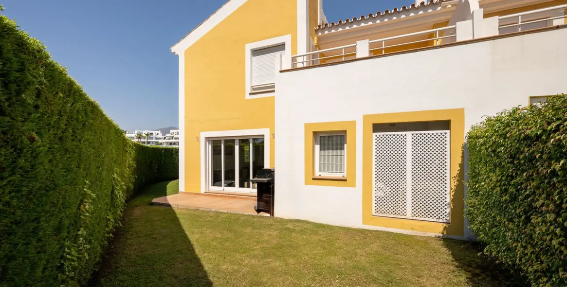 Продажа таунхауса в Estepona 8