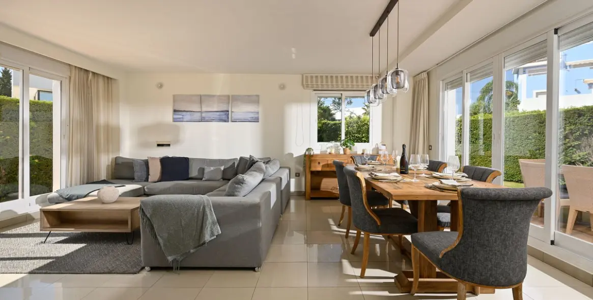 Продажа таунхауса в Estepona 9