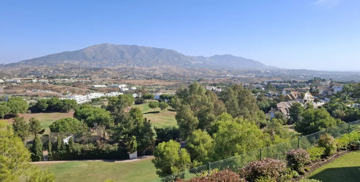 Sale of townhouse in Mijas Costa 14