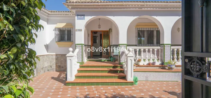 Sale of detached villa in Alhaurín de la Torre 2