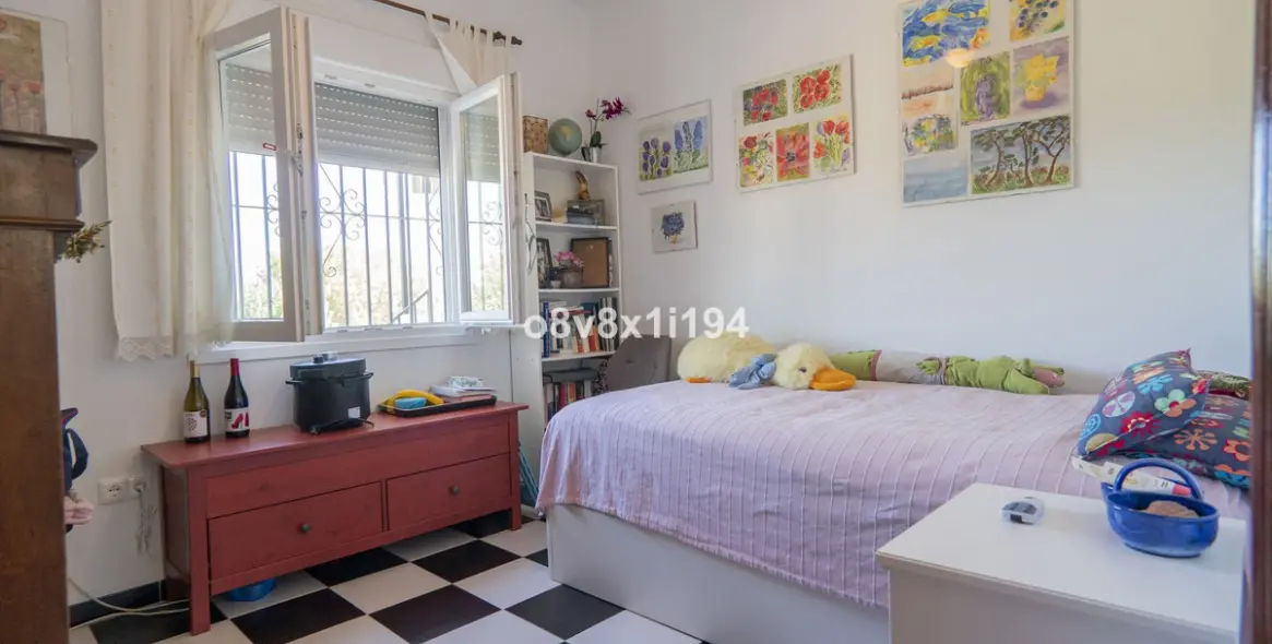 Sale of detached villa in Alhaurín de la Torre 15