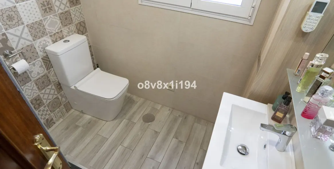 Sale of detached villa in Alhaurín de la Torre 18