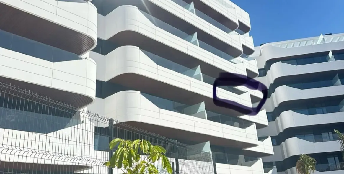 Venta de apartamento en planta media en Estepona (distrito Estepona) 9