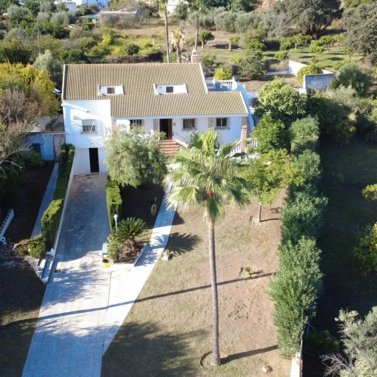 Venta de finca - cortijo en Alhaurín de la Torre