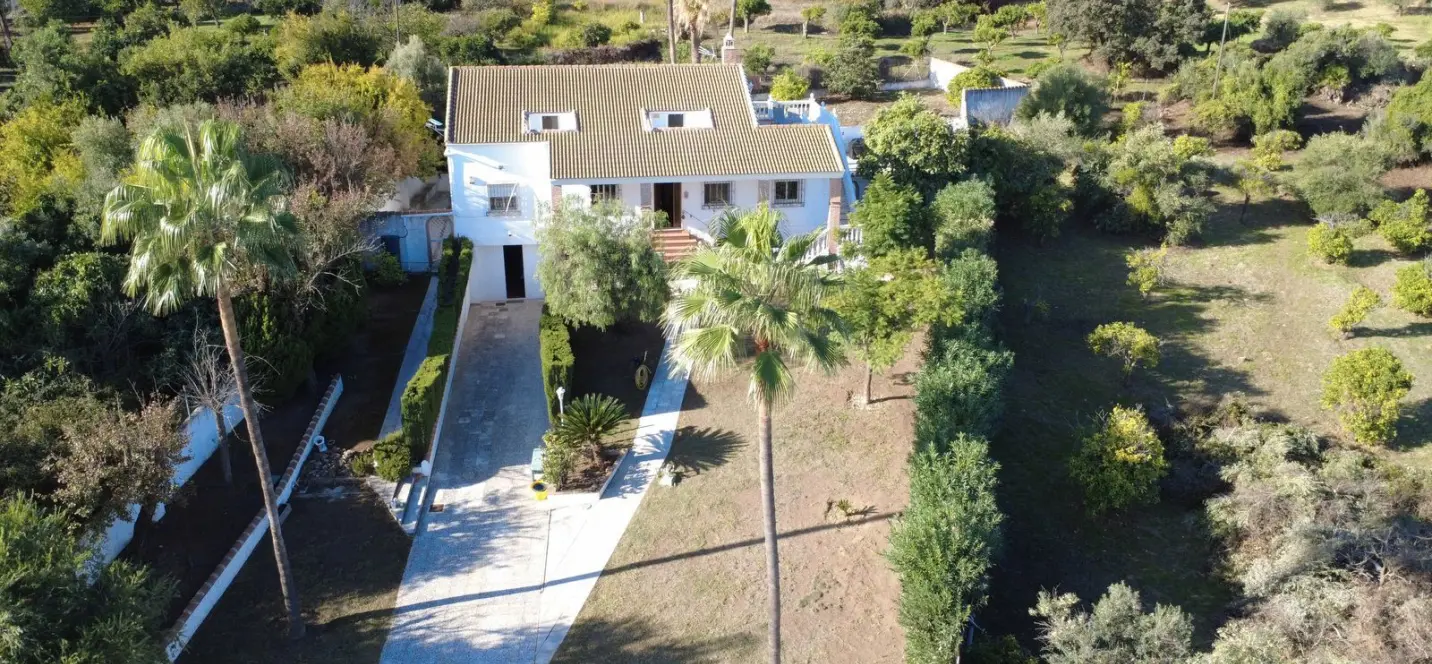 Venta de finca - cortijo en Alhaurín de la Torre 0