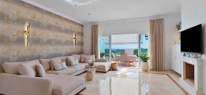 Продажа двухуровневого пентхауса в El Paraiso 0