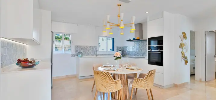 Sale of penthouse duplex in El Paraiso 3