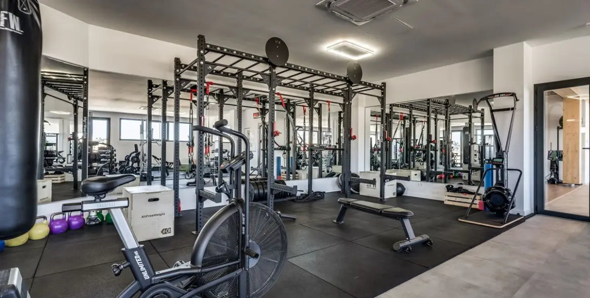 Venta de ático dúplex en El Paraiso 23