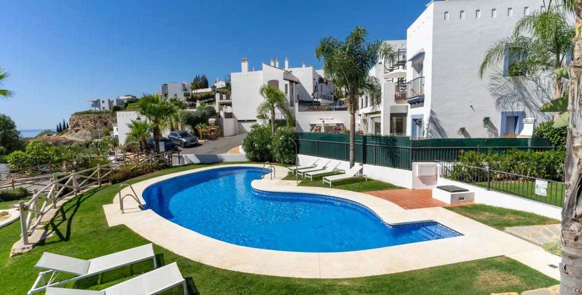 Venta de ático dúplex en El Paraiso 31