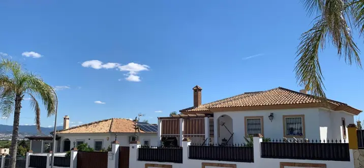 Sale of detached villa in Alhaurín de la Torre 1