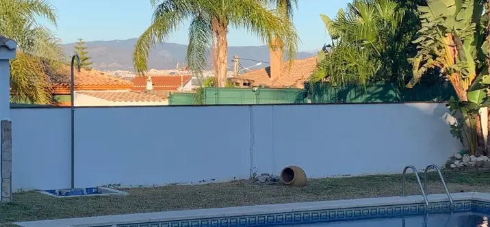 Sale of detached villa in Alhaurín de la Torre 2