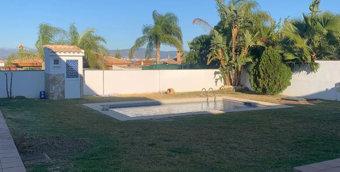 Sale of detached villa in Alhaurín de la Torre 19