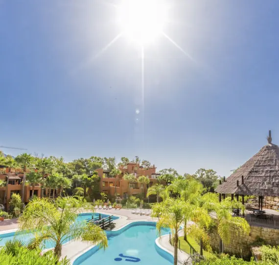 Sale of ground floor apartment in Nueva Andalucía