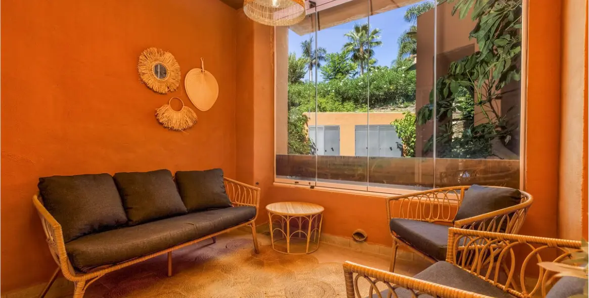 Sale of ground floor apartment in Nueva Andalucía 17