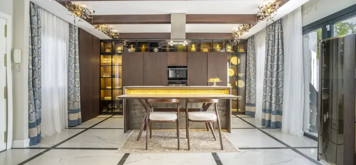 Sale of ground floor apartment in Nueva Andalucía 2