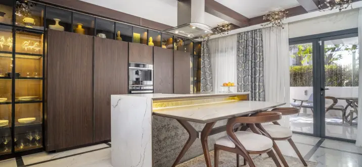 Sale of ground floor apartment in Nueva Andalucía 3