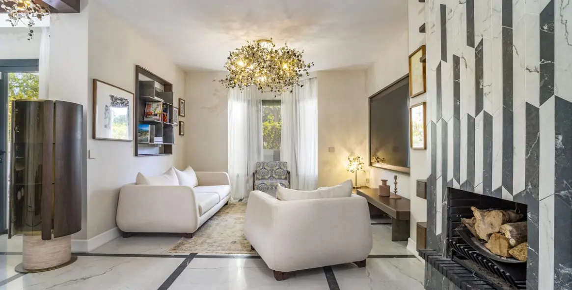 Sale of ground floor apartment in Nueva Andalucía 8