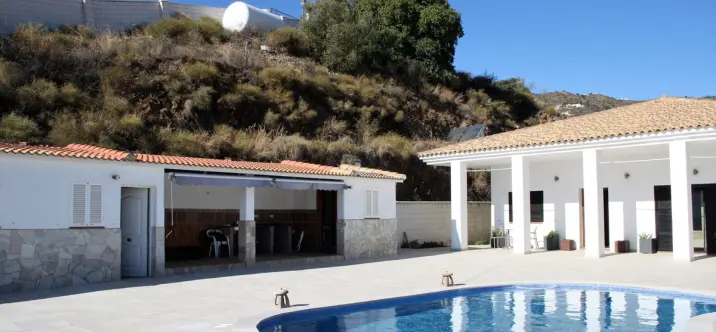 Detached villa R5220292 1