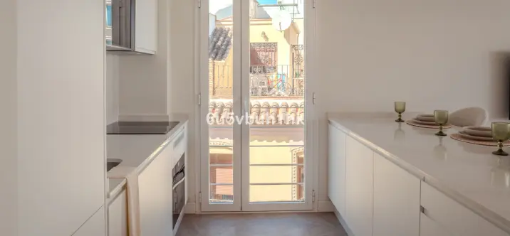 Middle floor apartment R5211460 3