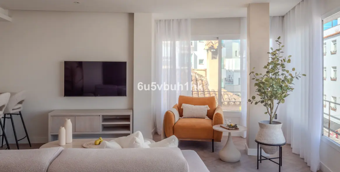 Sale of middle floor apartment in Estepona (district Estepona) 5