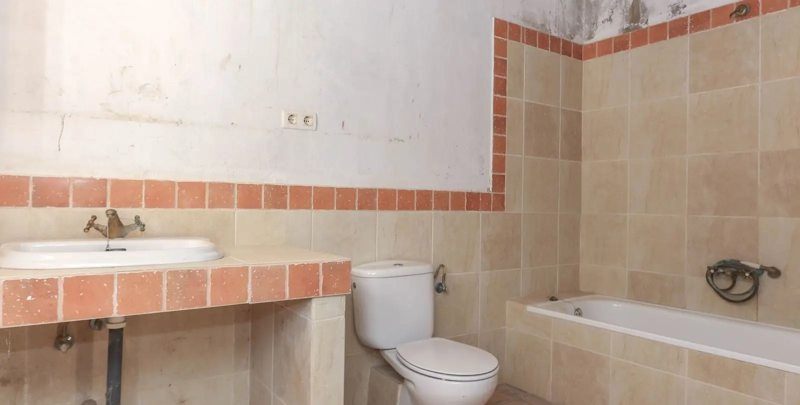 Sale of townhouse in Casarabonela 26