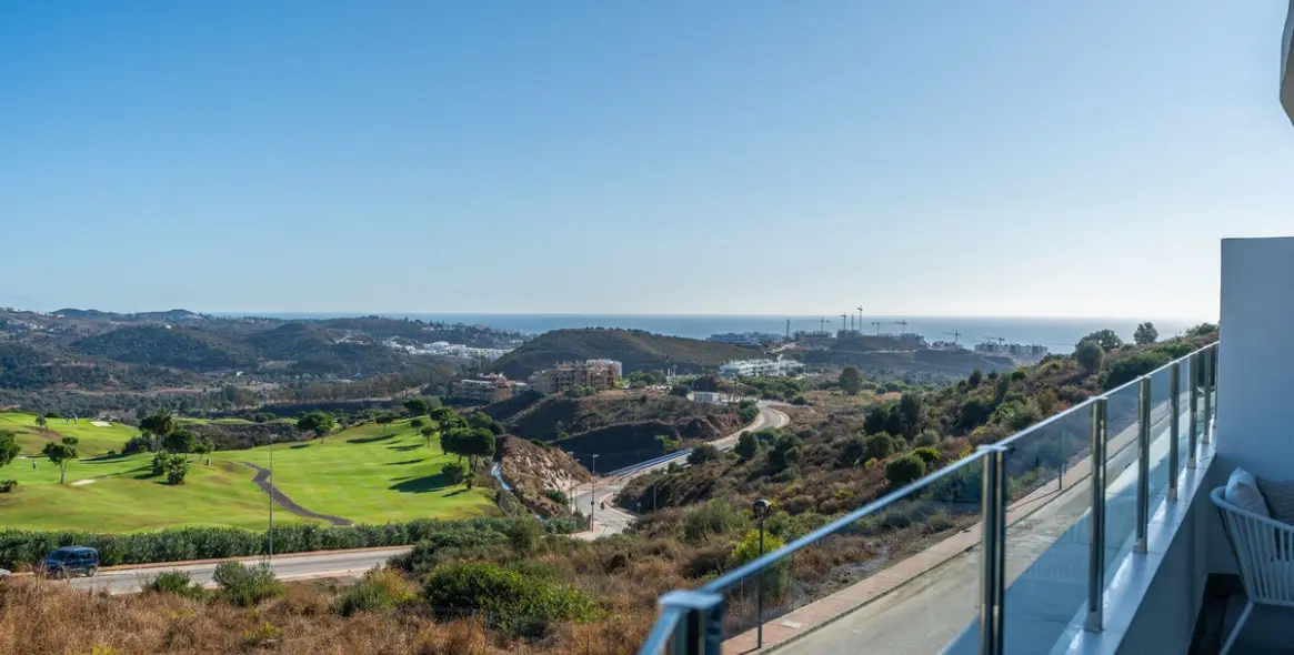 Sale of penthouse duplex in La Cala de Mijas 1