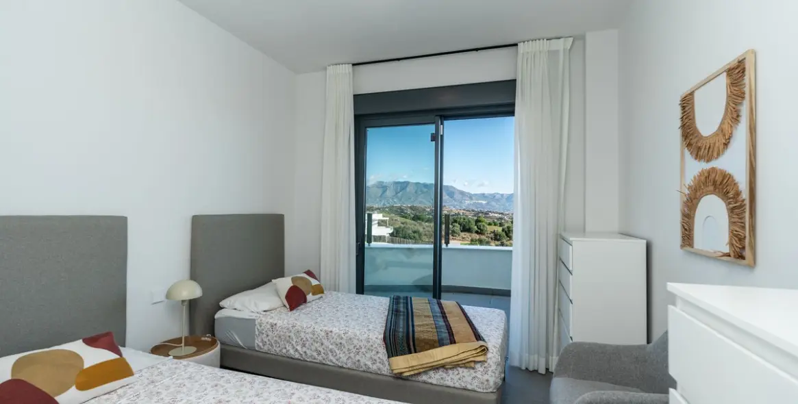 Sale of penthouse duplex in La Cala de Mijas 12