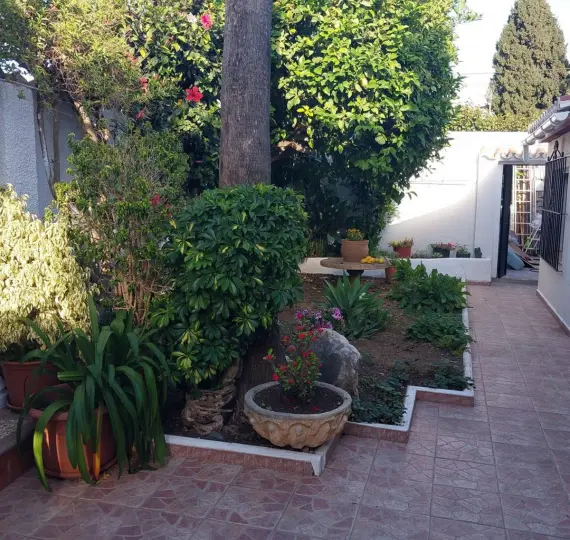 Oтдельно стоящая вилла R5222296