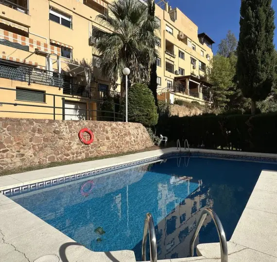 Продажа апартаментов на среднем этаже в Málaga Este