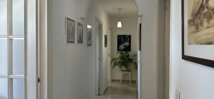 Продажа апартаментов на среднем этаже в Málaga Este 3