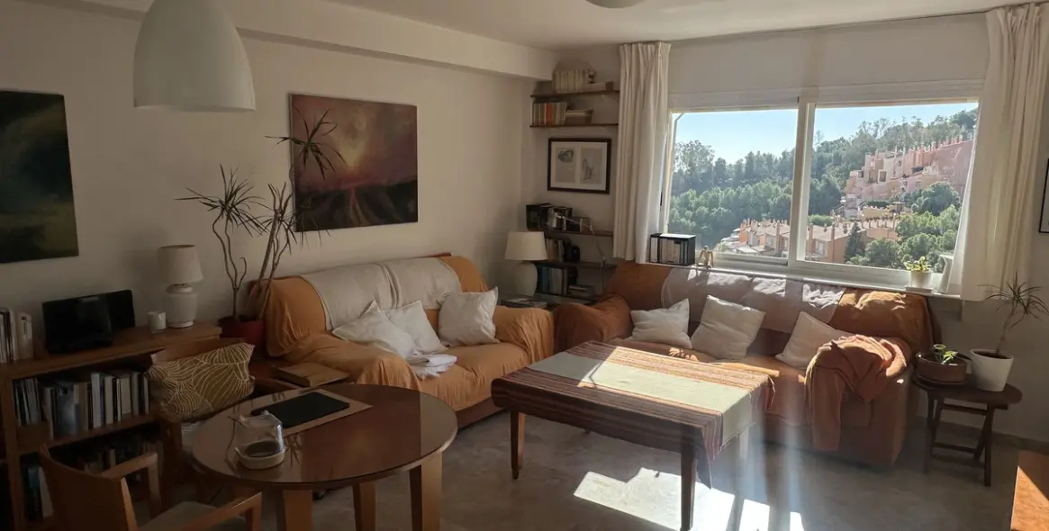 Продажа апартаментов на среднем этаже в Málaga Este 9