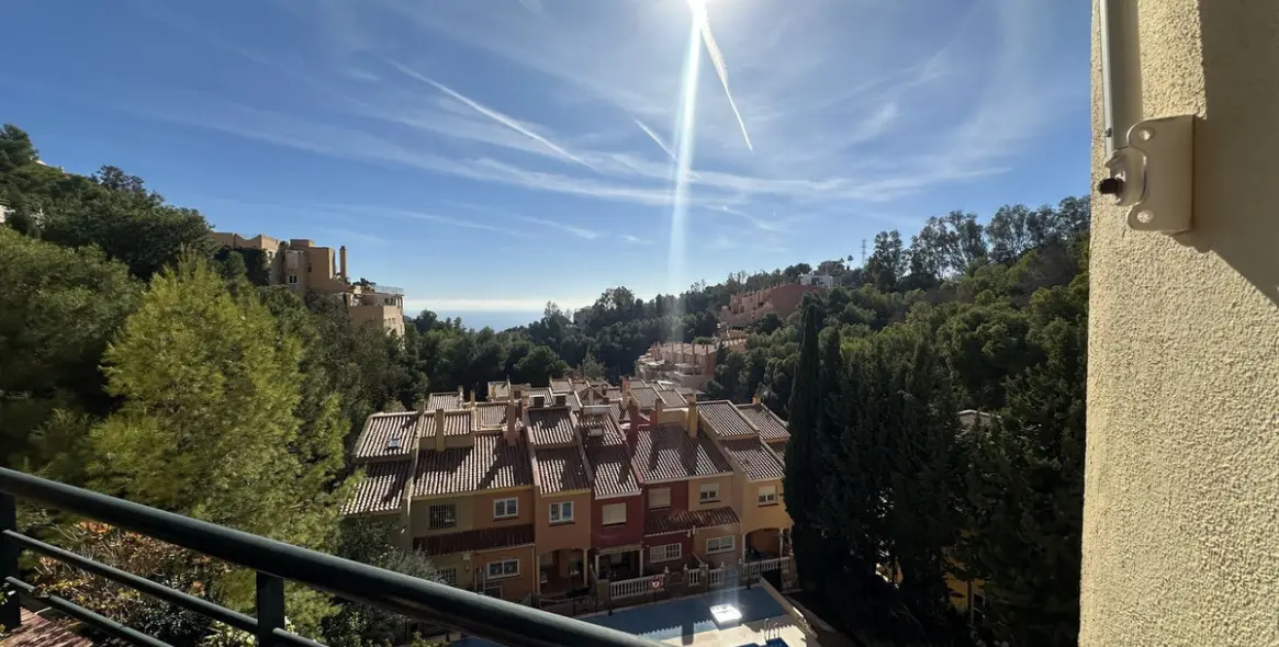 Продажа апартаментов на среднем этаже в Málaga Este 11