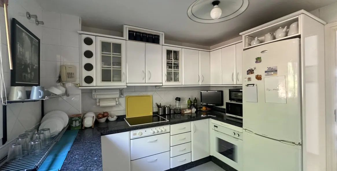 Продажа апартаментов на среднем этаже в Málaga Este 16