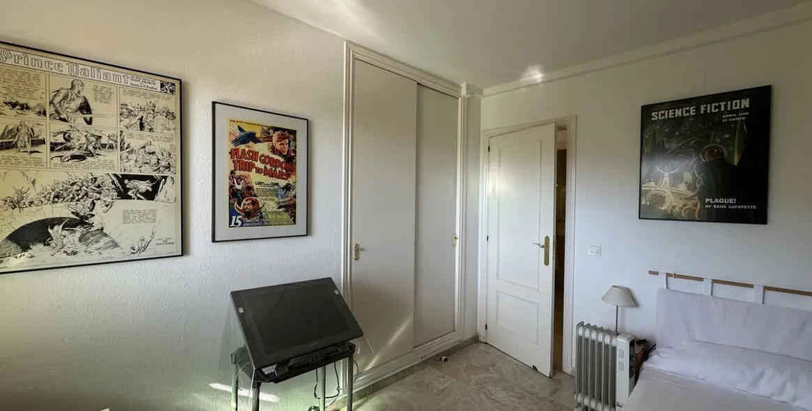 Продажа апартаментов на среднем этаже в Málaga Este 18