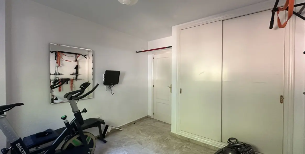 Продажа апартаментов на среднем этаже в Málaga Este 20