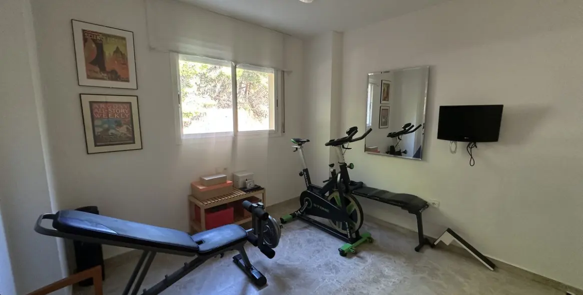 Продажа апартаментов на среднем этаже в Málaga Este 21