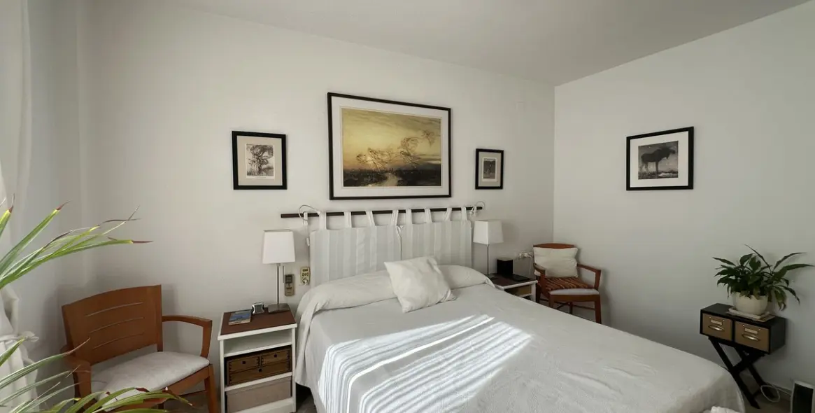 Продажа апартаментов на среднем этаже в Málaga Este 23