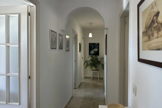 Image 4 thumb