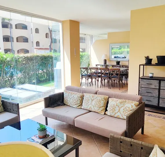 Sale of ground floor apartment in Elviria