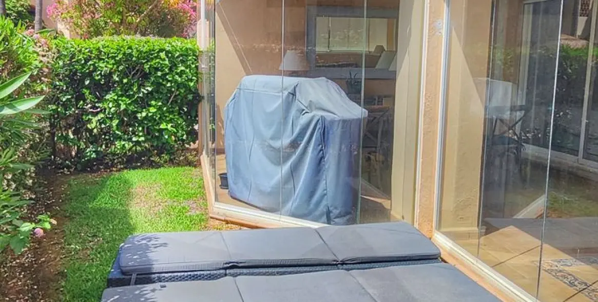 Sale of ground floor apartment in Elviria 10